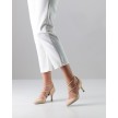 Nueva Epoca Valeria dames salsaschoenen slanke hak gesloten neus lichte kleur
